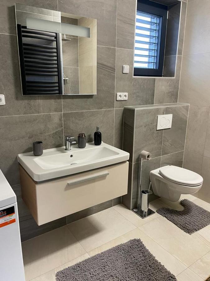 Apartmany Aswa Breclav Ngoại thất bức ảnh